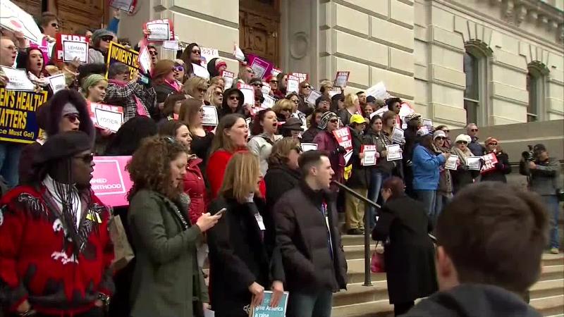 Indiana protest abortion law