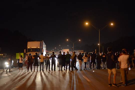 Photo: Protestors block traffic on Charlotte highway, ABC13 Houston, (Courtesy of Google Images)